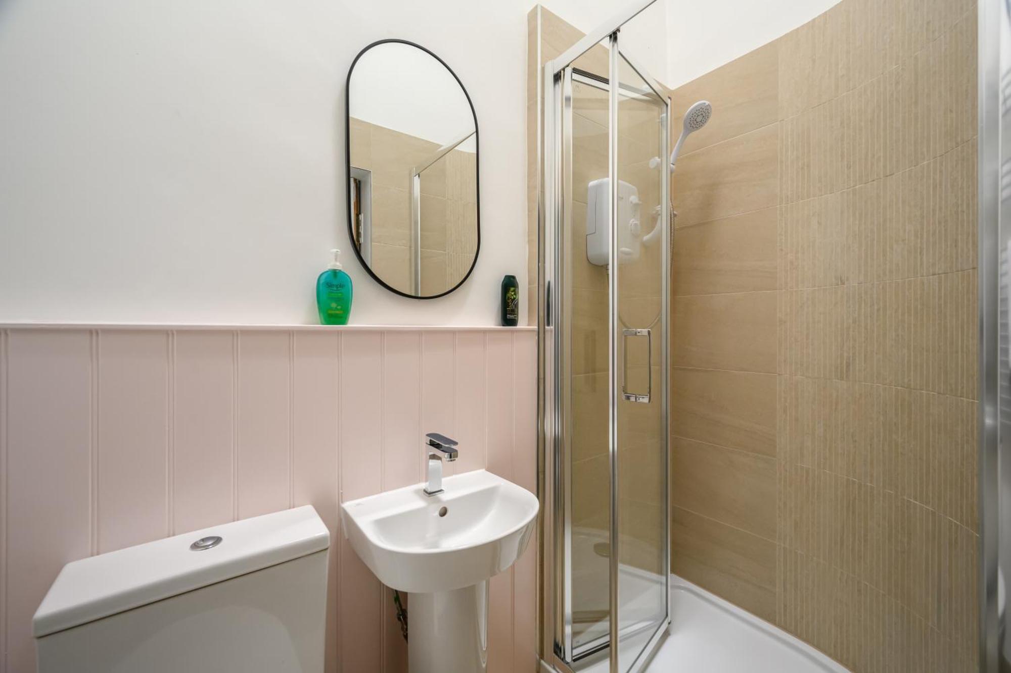 5-Br 3-Bth Newington Apartment - Modern & Spacious Edinburgh Luaran gambar